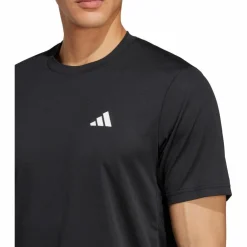 adidas · Base