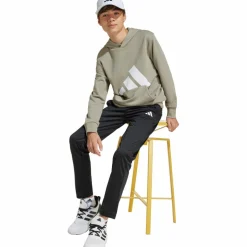 adidas · BIG LOGO