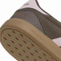 adidas · BREAKNET SLEEK