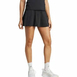 adidas · CLUB