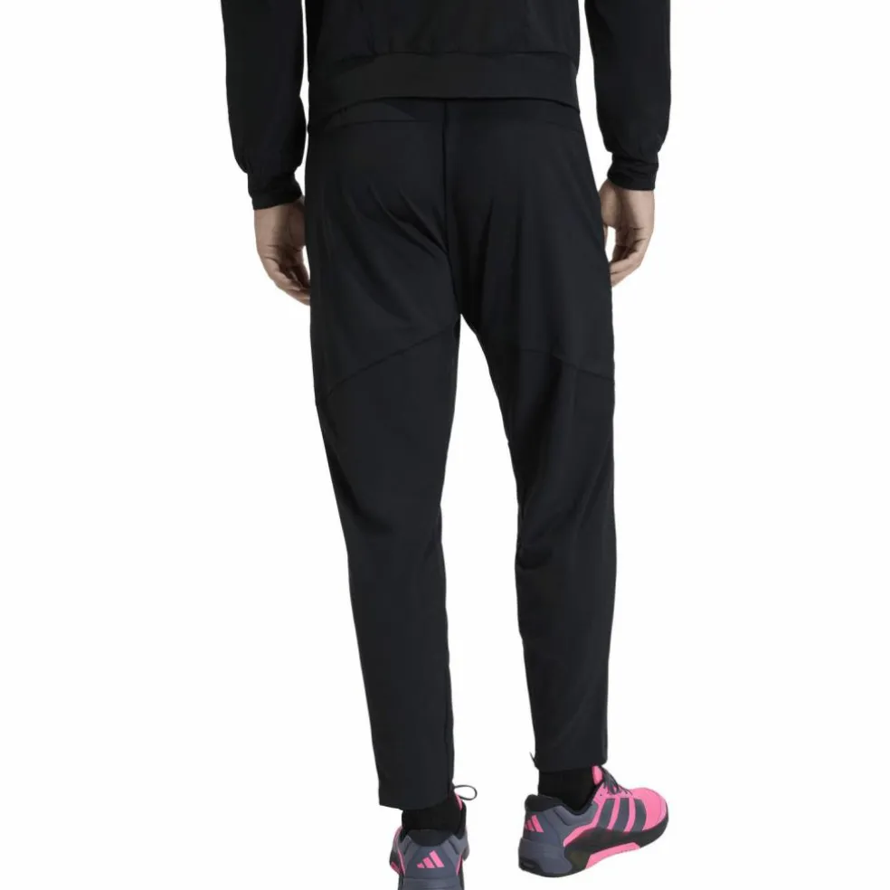 adidas · D4T
