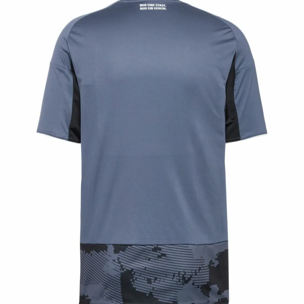adidas · Eintracht Frankfurt 25/26 Ausweich