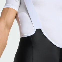 adidas · ESSENTIALS GEPOLSTERTE FAHRRADSHORTS