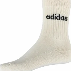 adidas · Essentials Linear