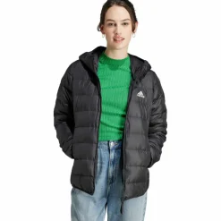 adidas · Essentiell