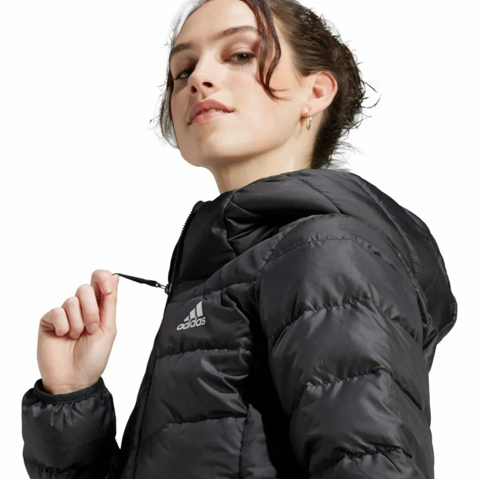 adidas · Essentiell
