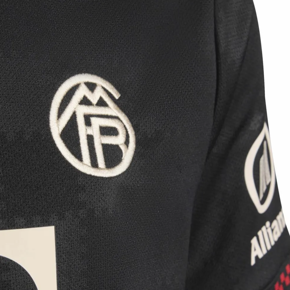adidas · FC Bayern München 25/26 Ausweich
