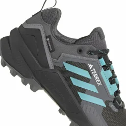 adidas · GTX SWIFT R3