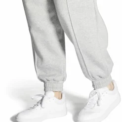 adidas · Hoops 3.0