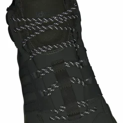 adidas · HOOPS 4.0 MID WINTERIZED