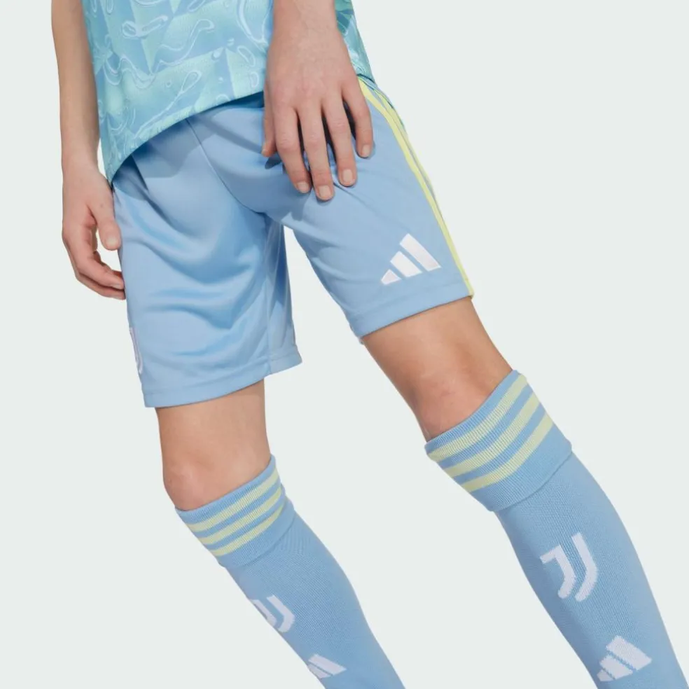 adidas · Juventus Turin 25/26 Kids Auswärtsshorts