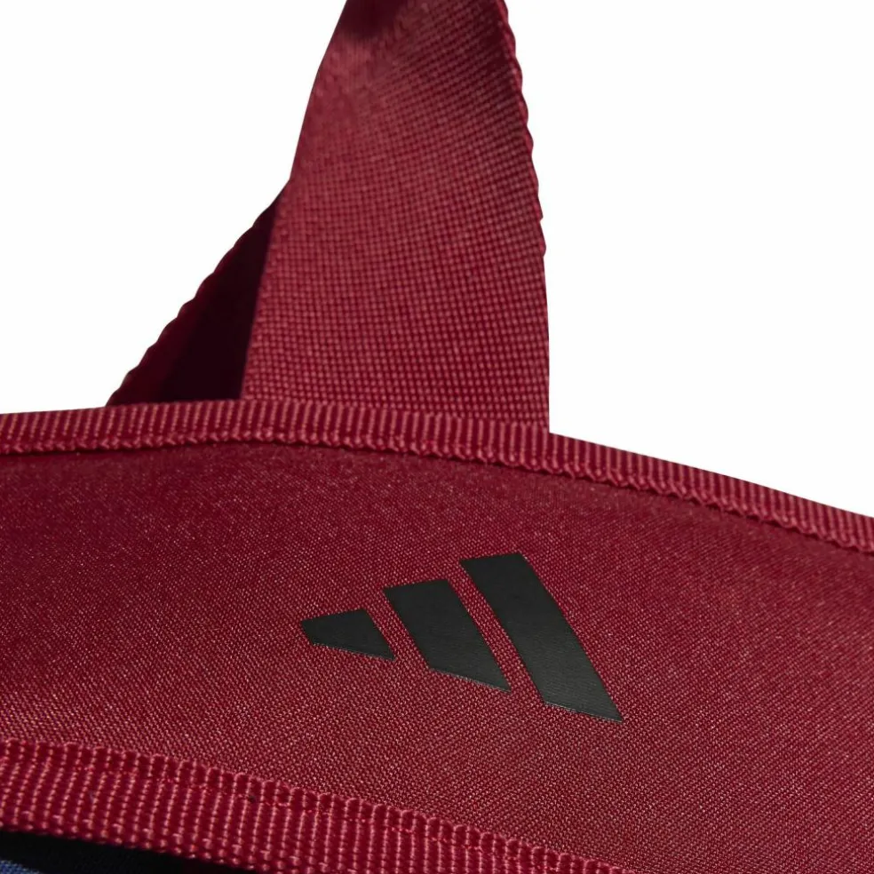 adidas · Linear