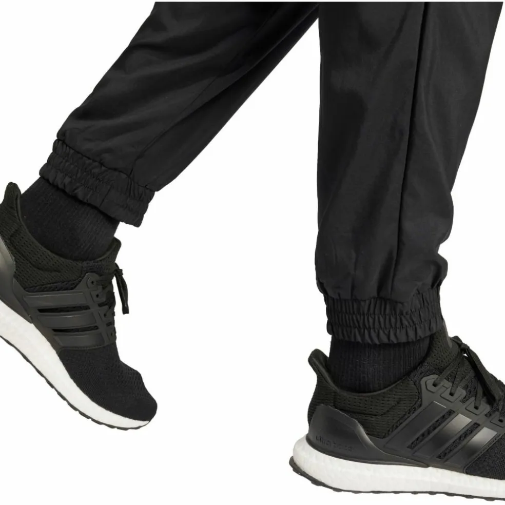 adidas · M STANFRD E