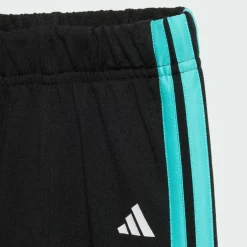 adidas · MERCEDES-AMG PETRONAS FORMULA 1 TEAM