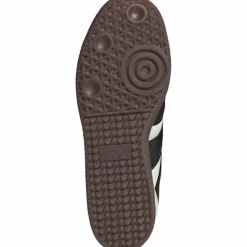 adidas · PREDATOR FREESTYLE