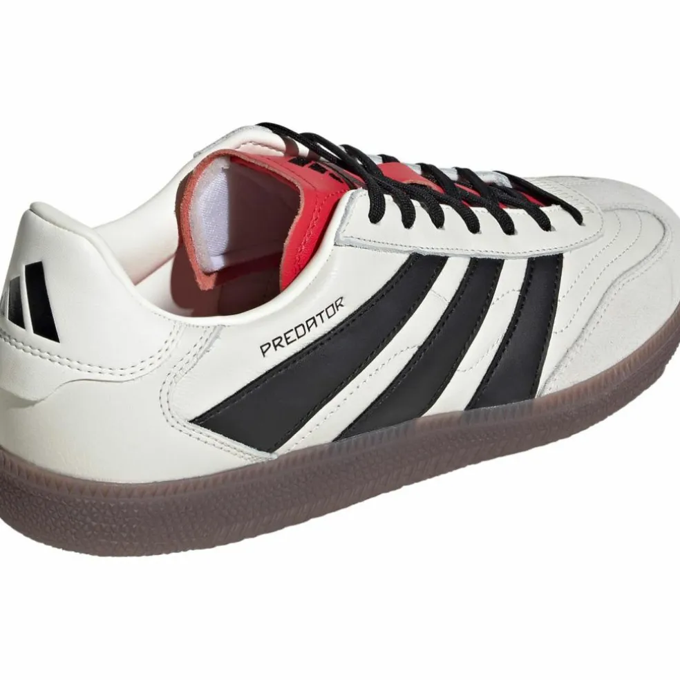adidas · PREDATOR FREESTYLE