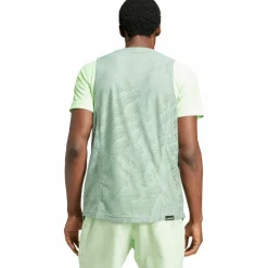 adidas · Pro