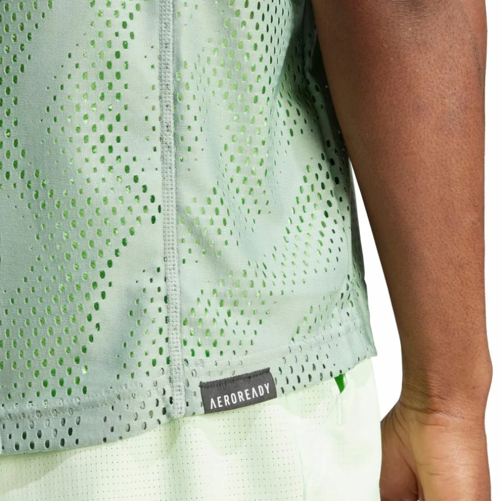 adidas · Pro