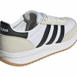 adidas · Run 70s 2.0