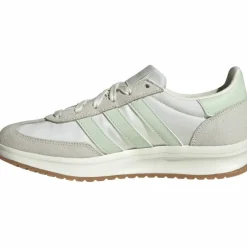 adidas · RUN 70s 2.0