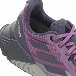 adidas · SOULSTRIDE