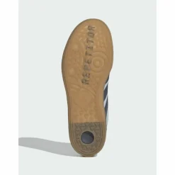 adidas · Spezial-Trainingsschuhe