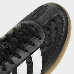 adidas · Spezial-Trainingsschuhe