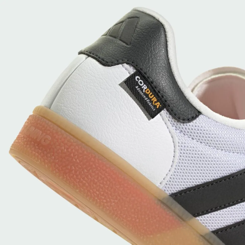 adidas · Spezial-Trainingsschuhe