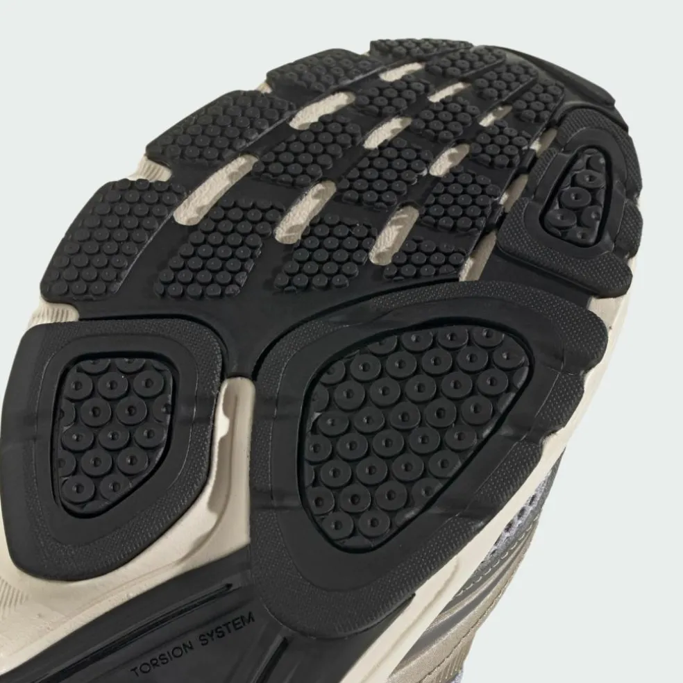 adidas · SPIRITAIN 2000 Turnschuh