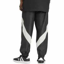 adidas · Stadium