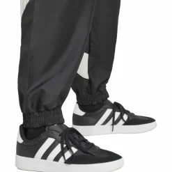 adidas · Stadium