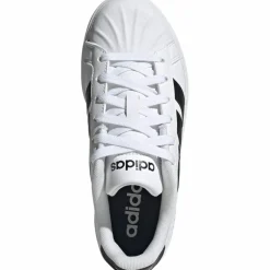 adidas · Streettalk