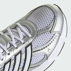adidas · TECHNOCHAOS 2000 Schuh