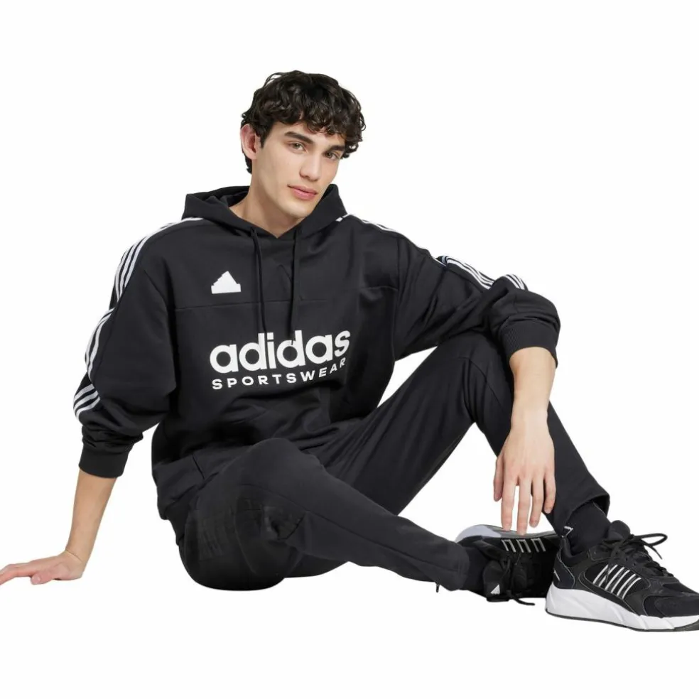 adidas · Tiro