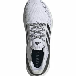adidas · ULTRABOOST 5