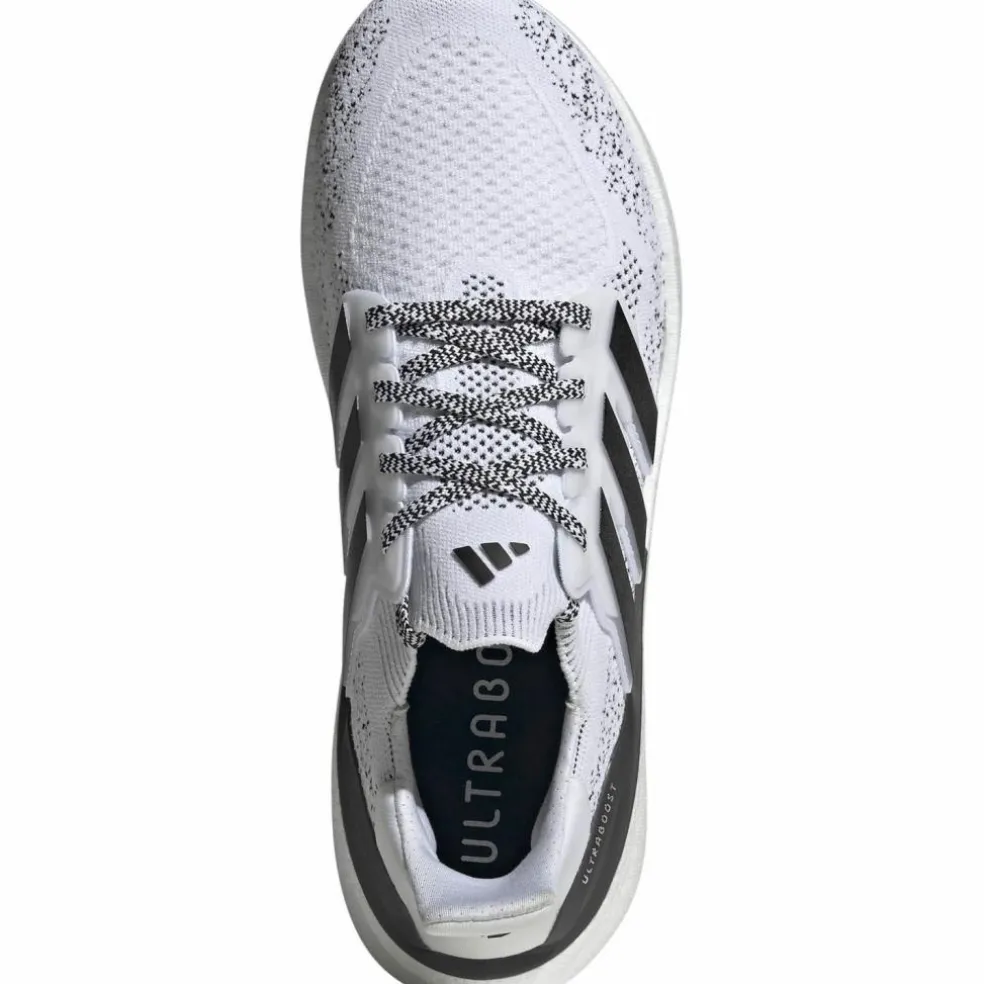 adidas · ULTRABOOST 5