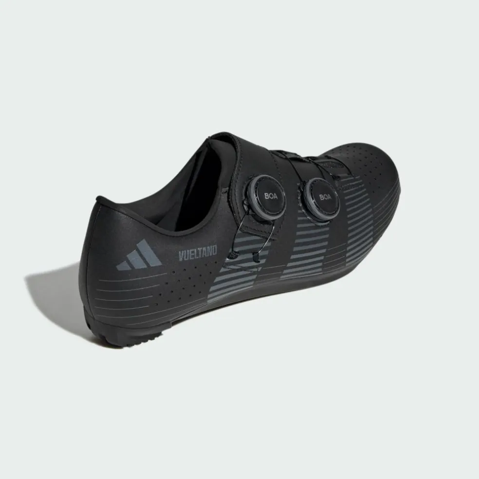 adidas · VUELTANO CARBON Schuh