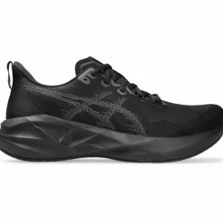 ASICS · NOVABLAST 5