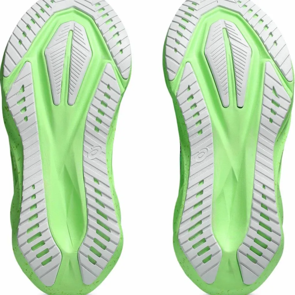 ASICS · NOVABLAST 5