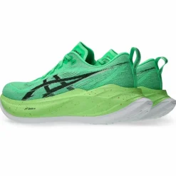 ASICS · SUPERBLAST 2
