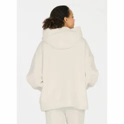 Athlecia · Larisa