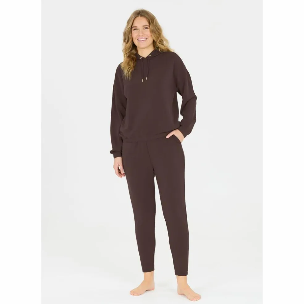 Athlecia · NAMIER W