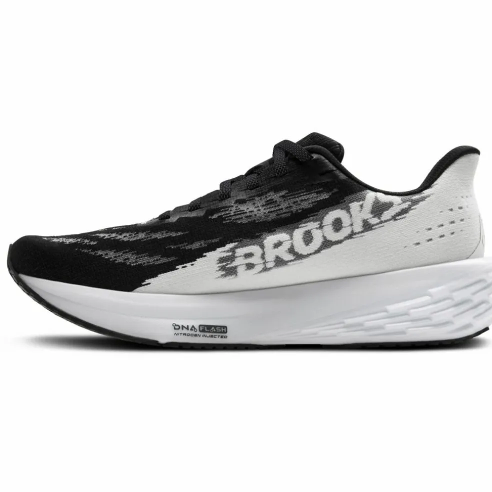 Brooks · Launch 11