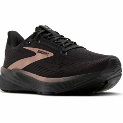 Brooks · Revel 8