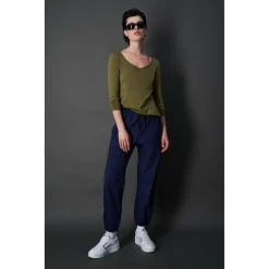 CHAMPION · Minimalist Resort