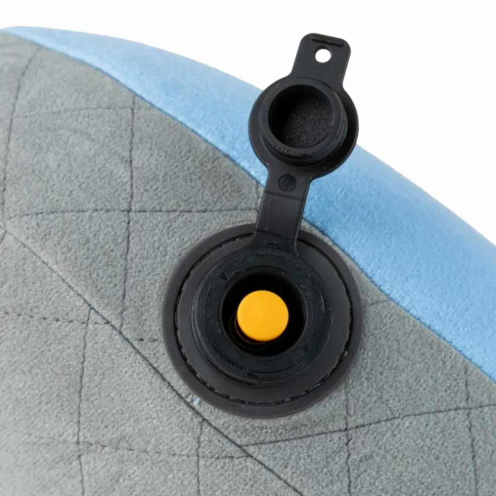 COCOON · U-Shaped Neck Pillow