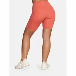 Gold's Gym · JODIE