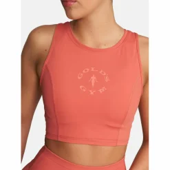 Gold's Gym · LAURA