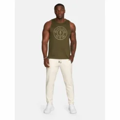 Gold's Gym · PIERCE