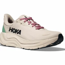 HOKA · Arahi 8